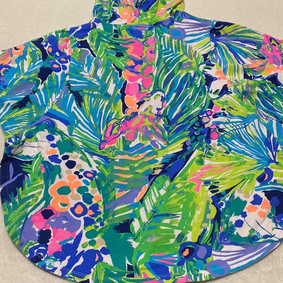 Lilly Pulitzer hooded zip up - Picture 7 of 7